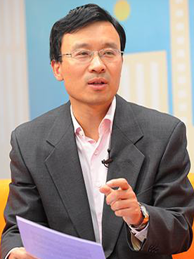 杨伟东